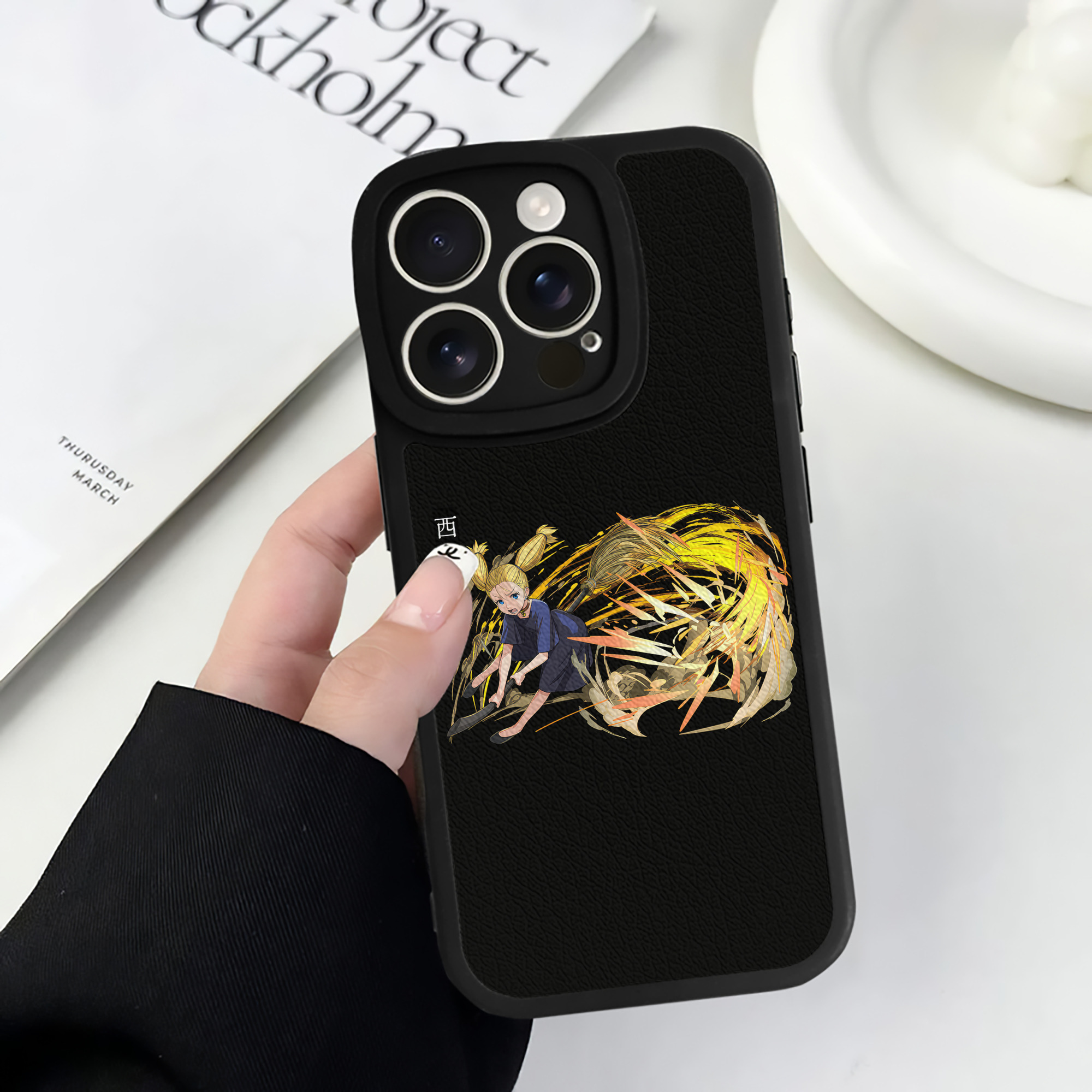 （画像用） 呪術廻戦 Jujutsu Kaisen 【iPhone 16シリーズ対応】シリコンスマホケース（レザー調） 材質：シリコン